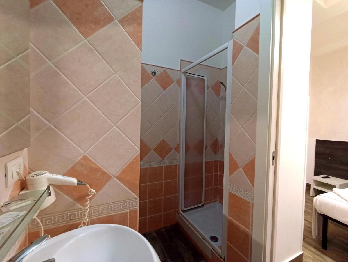 Tiburtina Guesthouse Roma Exterior foto